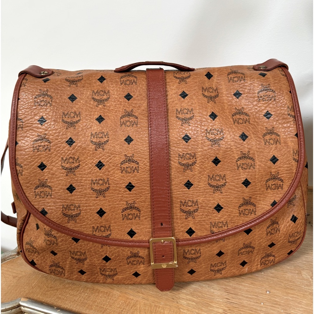 MCM VISETOS  VINTAGE COGNAC TWO SIDED LUGGAGE MESSENGER BAG. MADE IN GERMANY